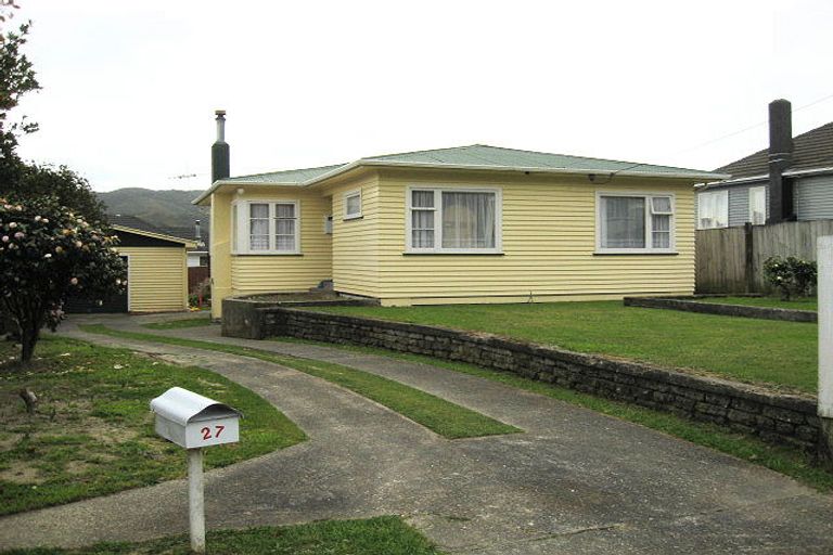 Photo of property in 27 Thirlmere Street, Wainuiomata, Lower Hutt, 5014