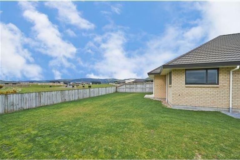 Photo of property in 157 Pacific Drive, Fitzherbert, Palmerston North, 4410