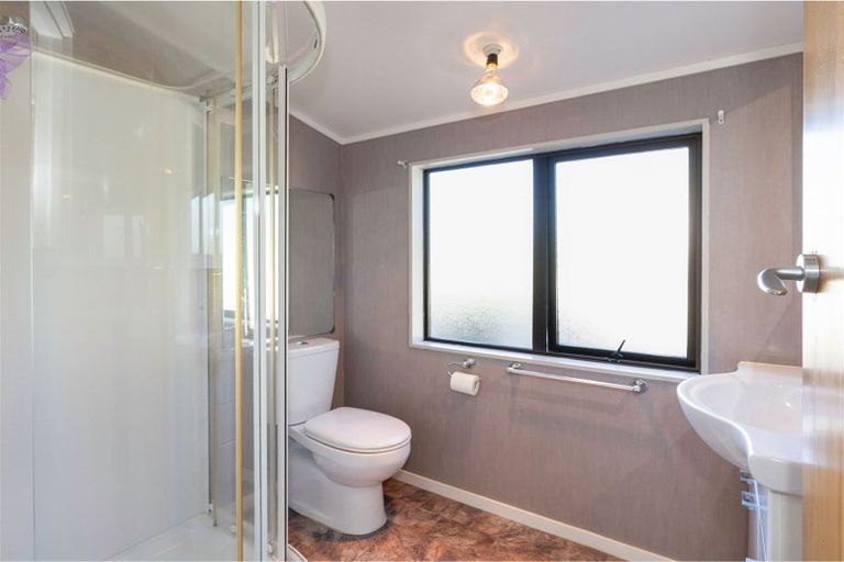 Photo of property in 8 Byrd Street, Levin, 5510