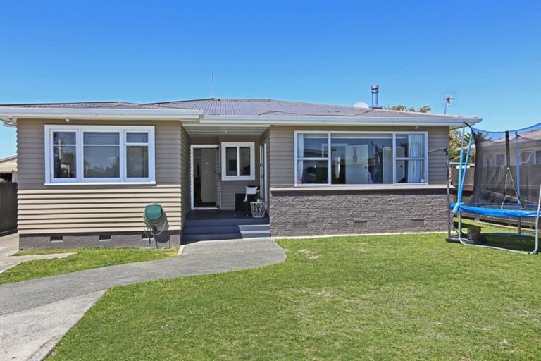Photo of property in 27 Richmond Street, Maraenui, Napier, 4110