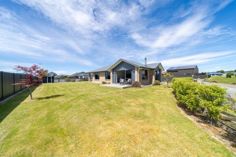 Photo of property in 25 Vancouver Place, Te Anau, 9600