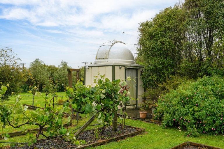 Photo of property in 70 Tokomaru Road East, Tokomaru, Palmerston North, 4474