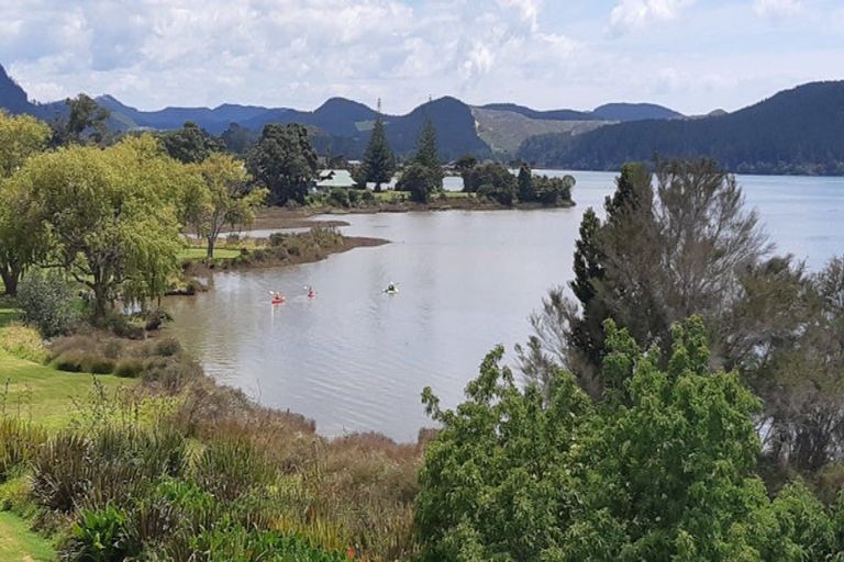 Photo of property in 104 Tukere Drive, Whangamata, 3620