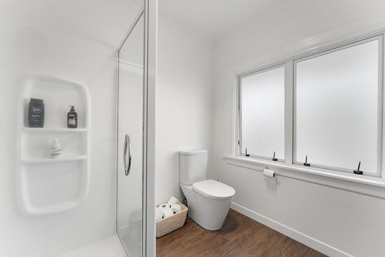 Photo of property in 407 Devon Street West, Lynmouth, New Plymouth, 4310