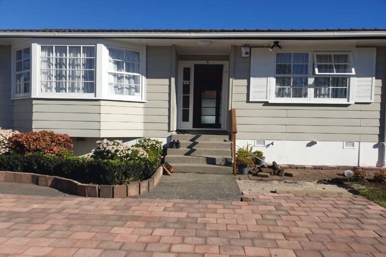 Photo of property in 16 Arnwood Street, Manurewa, Auckland, 2102