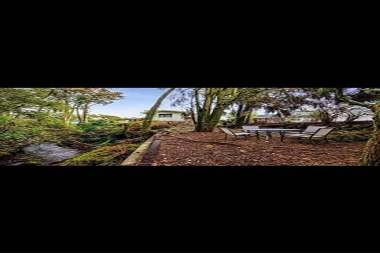 Photo of property in 5 Totara Terrace, Inglewood, 4330