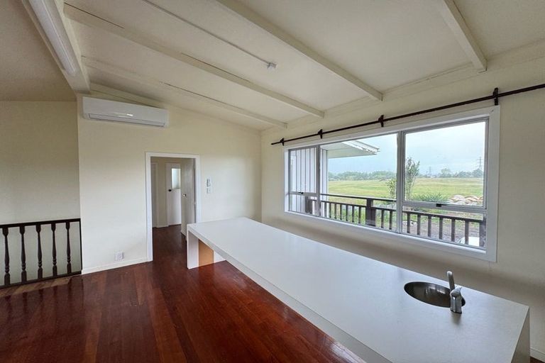 Photo of property in 1233 Alfriston Road, Alfriston, Manurewa, 2576