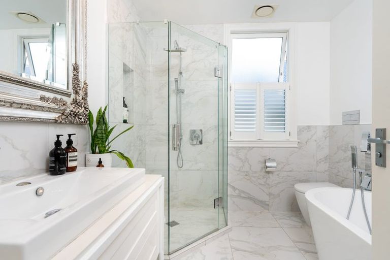 Photo of property in 48 Mcfarlane Street, Mount Victoria, Wellington, 6011