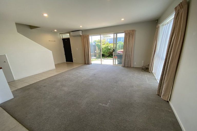 Photo of property in 2/346 Hereford Street, Linwood, Christchurch, 8011