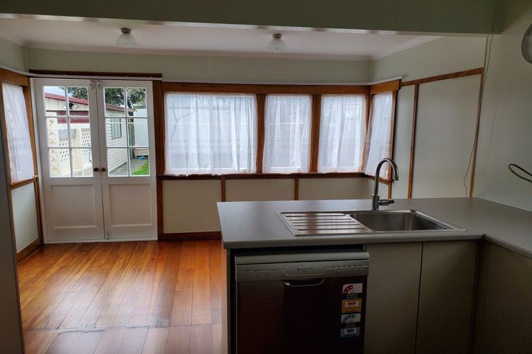 Photo of property in 21 Adelaide Street, Petone, Lower Hutt, 5012