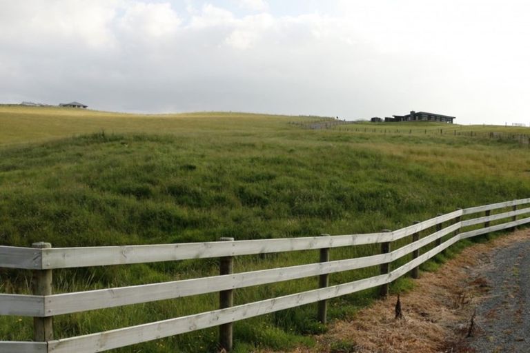 Photo of property in 28 Horseshoe Lane, Matarau, Kamo, 0185