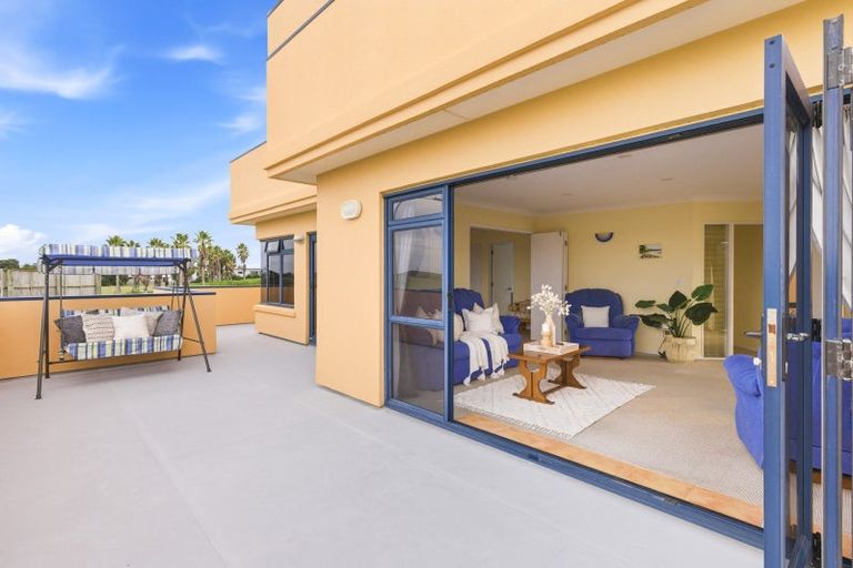 Photo of property in 1 Bermuda Drive, Papamoa Beach, Papamoa, 3118