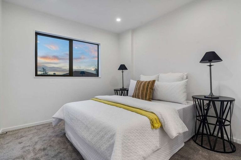 Photo of property in 1/17 Glenburn Place, Papakura, 2110