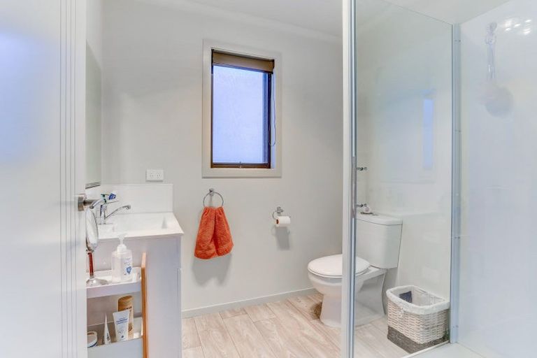 Photo of property in 11a Ashton Terrace, Castlecliff, Whanganui, 4501