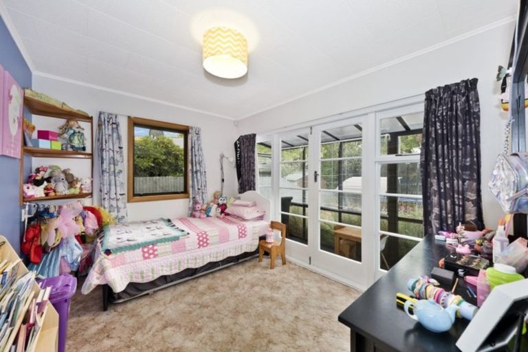 Photo of property in 27 Claridges Road, Casebrook, Christchurch, 8051