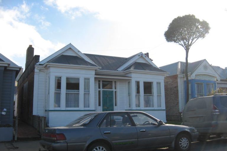 Photo of property in 122 Harbour Terrace, North Dunedin, Dunedin, 9016