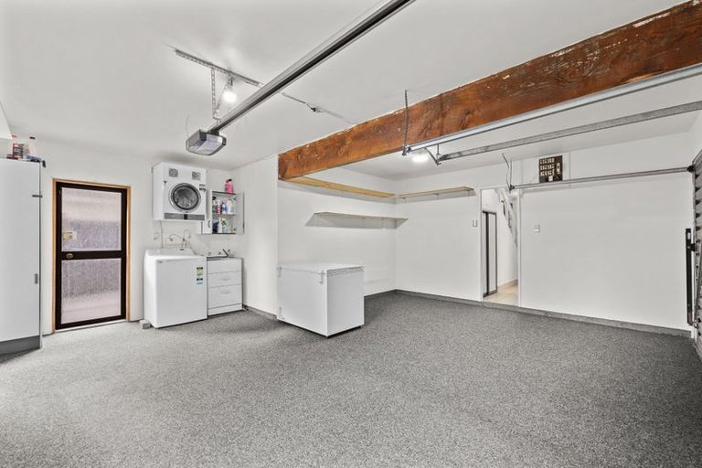 Photo of property in 6 Cullahill Street, Harewood, Christchurch, 8051