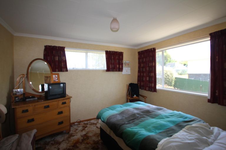 Photo of property in 76 Weston Road, Waiareka Junction, Oamaru, 9401