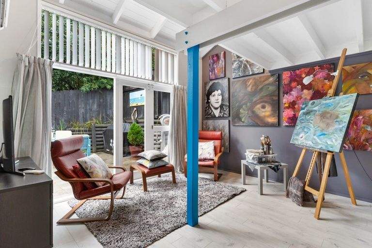 Photo of property in 1/39 Saffron Street, Birkdale, Auckland, 0626