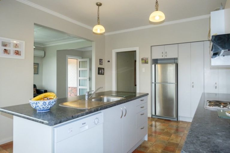 Photo of property in 11 Sunbury Street, Andersons Bay, Dunedin, 9013