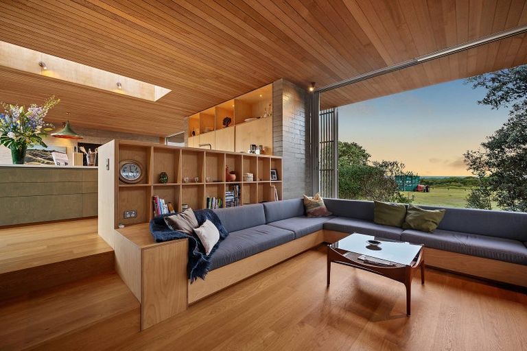 Photo of property in 19 Lagoon Way, Omaha, 0986