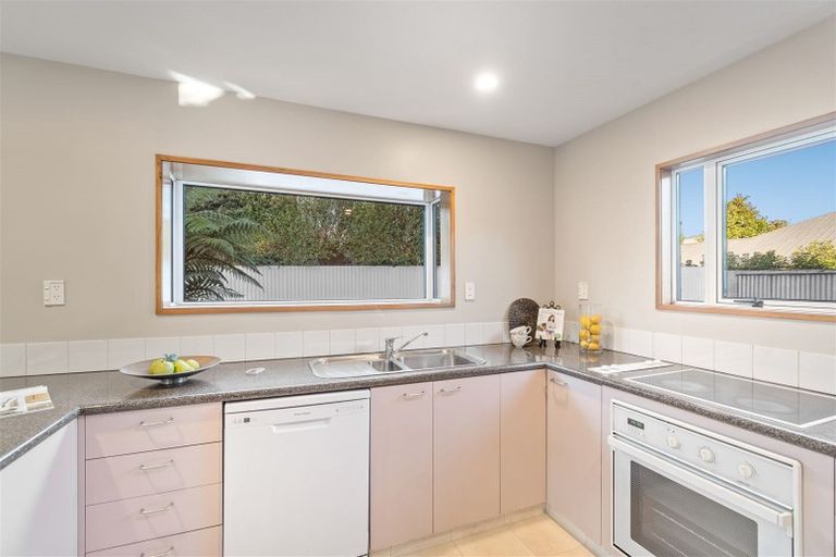 Photo of property in 11b Nutfield Lane, Cashmere, Christchurch, 8022