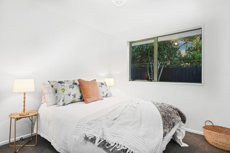 Photo of property in 263 Eastern Terrace, Sydenham, Christchurch, 8023