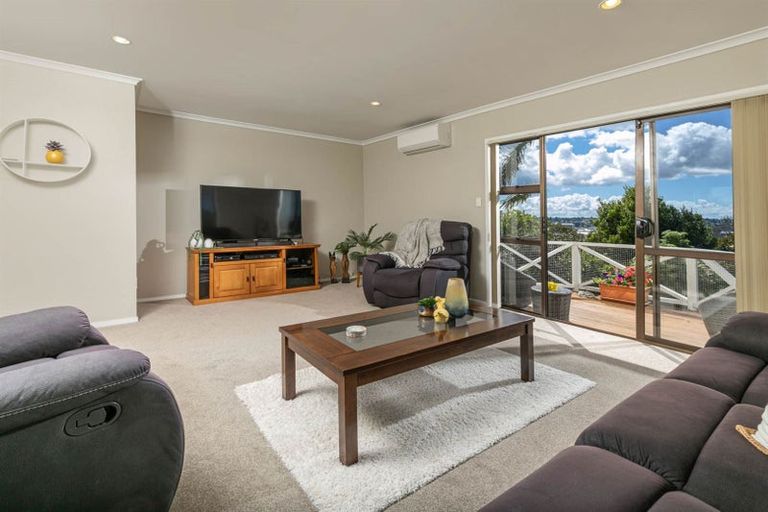 Photo of property in 59 Spence Road, Henderson, Auckland, 0612