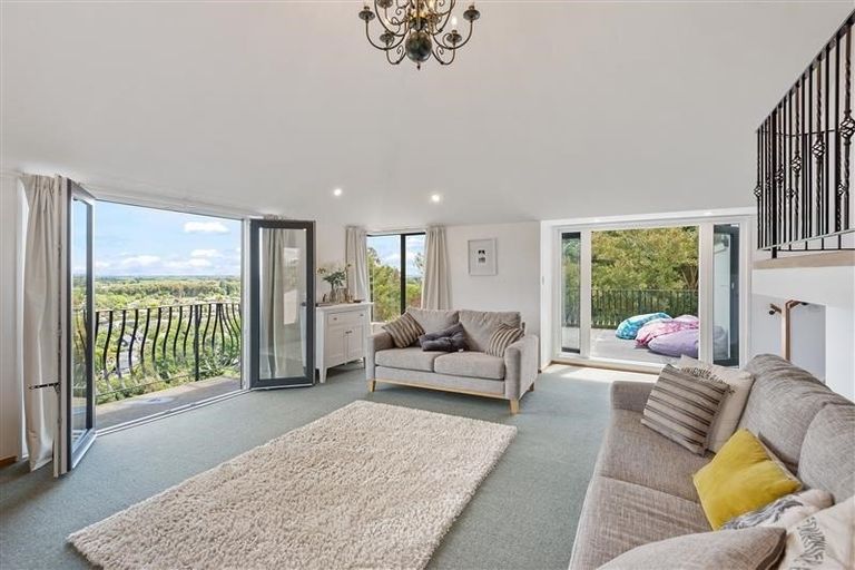 Photo of property in 22 Lucknow Place, Cashmere, Christchurch, 8022