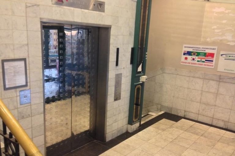 Photo of property in 233 Queen Street, Pukekohe, 2120