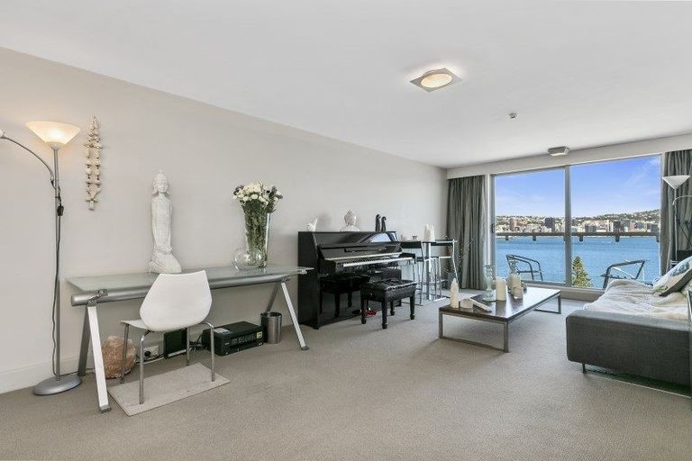 Photo of property in The Capital, 16/370 Oriental Parade, Oriental Bay, Wellington, 6011