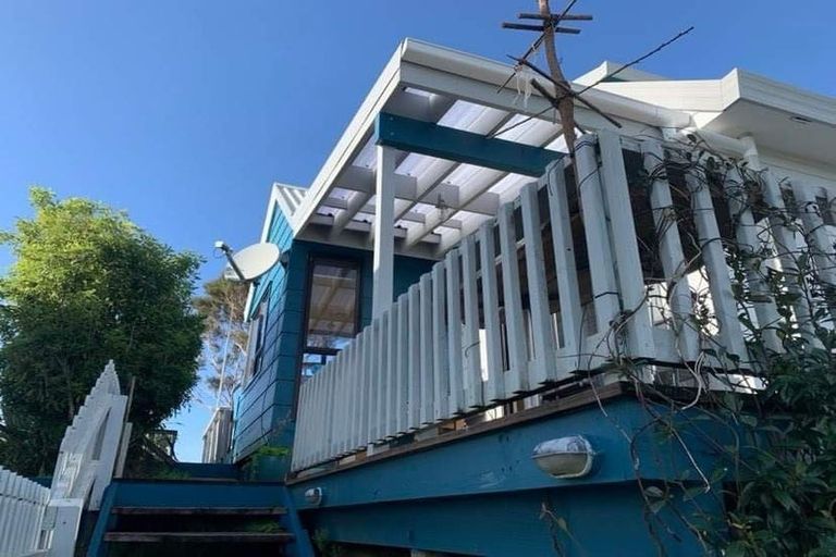 Photo of property in 110 Te Haumi Drive, Paihia, 0200