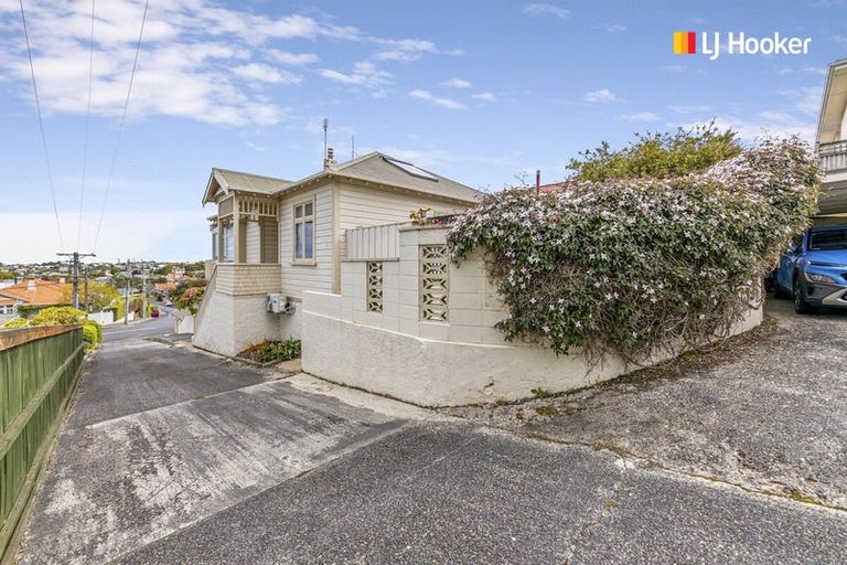 Photo of property in 52 Preston Crescent, Belleknowes, Dunedin, 9011