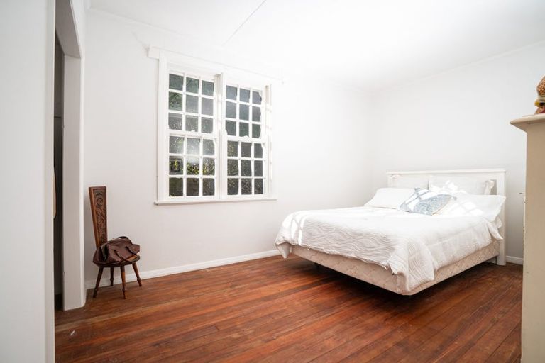 Photo of property in 134 Wellington Road, Paekakariki, 5034
