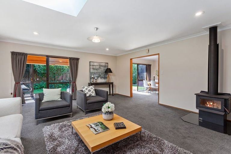 Photo of property in 93 Waratah Street, Avondale, Christchurch, 8061