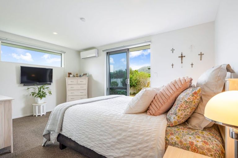 Photo of property in 13 Robert Might Road, Kumeu, 0810