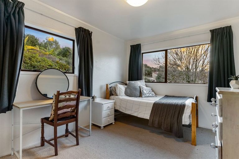 Photo of property in 41 Lingham Crescent, Torbay, Auckland, 0630