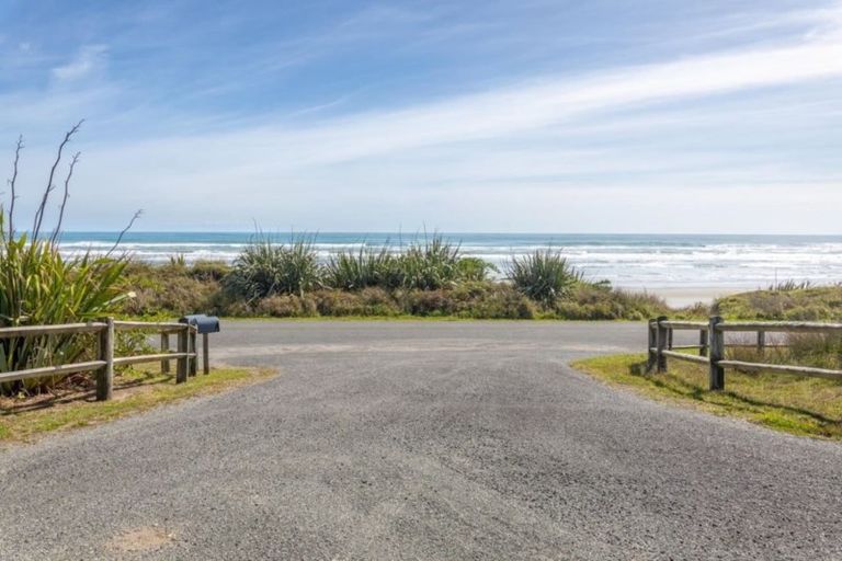 Photo of property in 3/189 Okari Road, Cape Foulwind, Westport, 7892