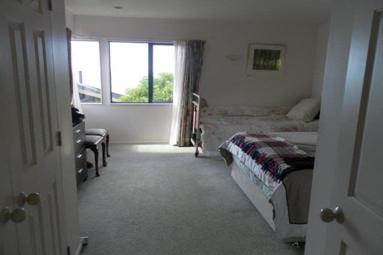 Photo of property in 3b Durness Place, Red Beach, 0932