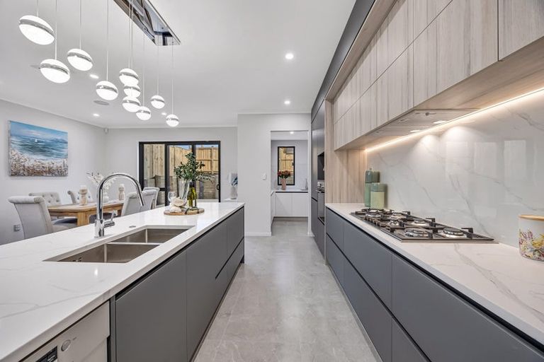 Photo of property in 67 Bushfield Drive, Flat Bush, Auckland, 2019