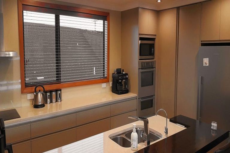 Photo of property in 3 Challis Street, Vauxhall, Dunedin, 9013