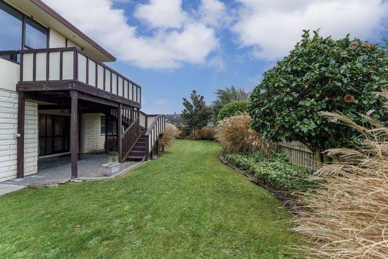 Photo of property in 23 Freebairn Street, Redwood, Christchurch, 8051