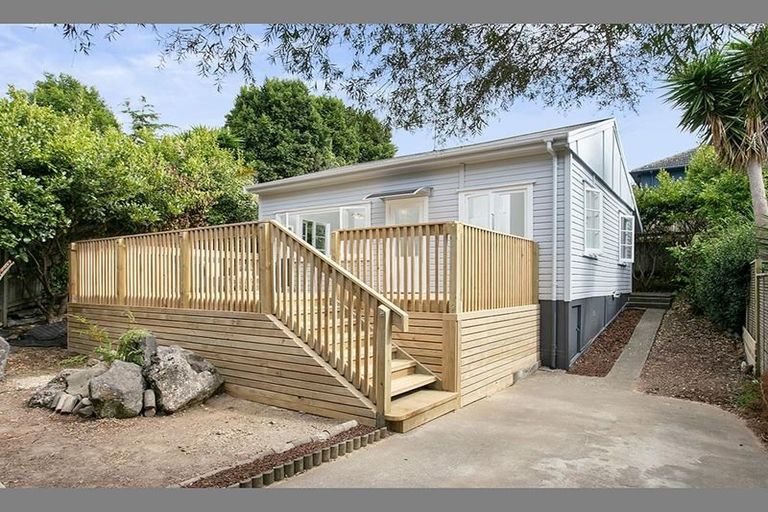 Photo of property in 34 Meadow Street, Mount Wellington, Auckland, 1062