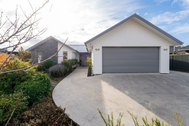 Photo of property in 9 Calluna Crescent, Mosgiel, 9024