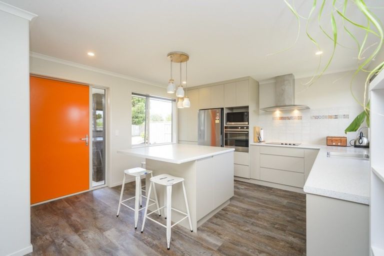 Photo of property in 14 Oak Crescent, Ashhurst, 4810