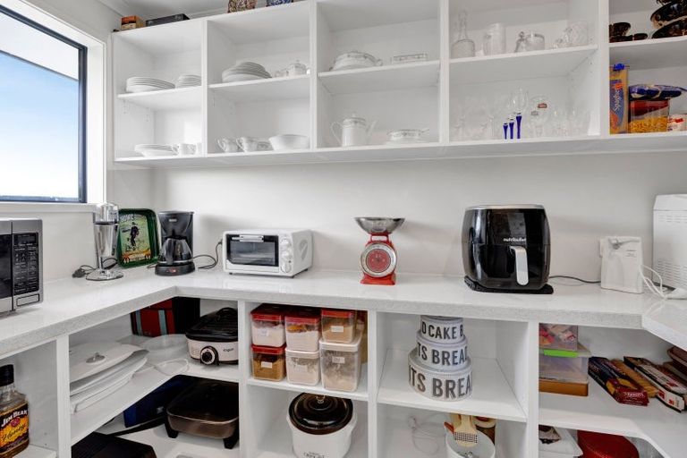 Photo of property in 472 Turuturu Road, Hawera, 4674