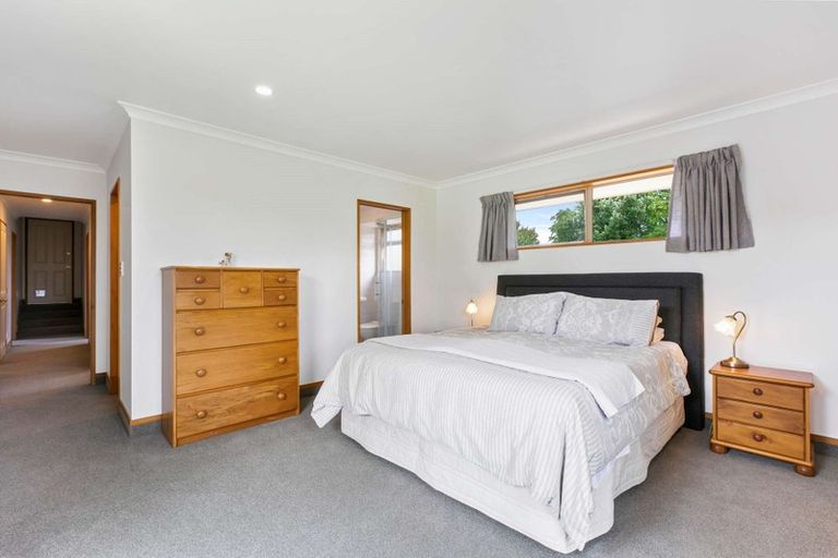 Photo of property in 67 Ayrshire Drive, Grandview Heights, Hamilton, 3200