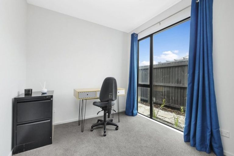 Photo of property in 11 Pajet Street, Marshland, Christchurch, 8083