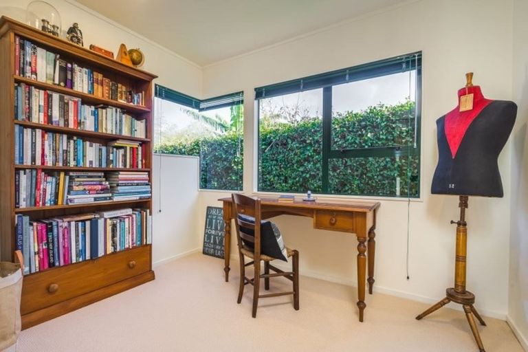 Photo of property in 1/2 Katui Street, Castor Bay, Auckland, 0620