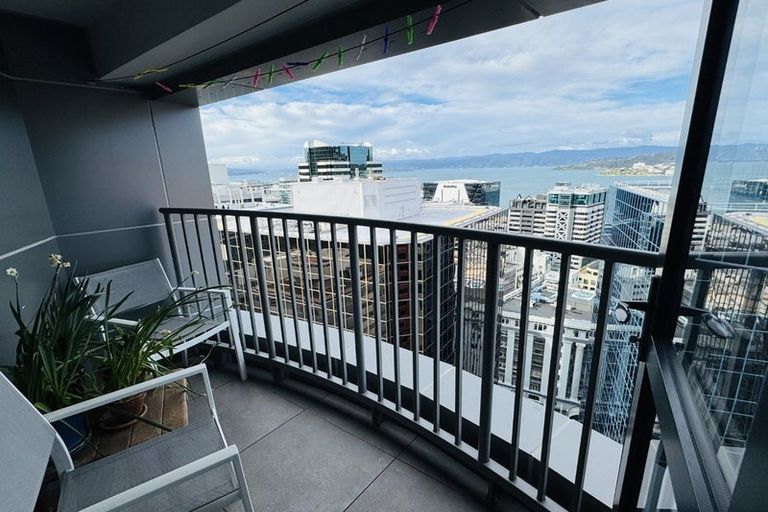 Photo of property in Terrace Garden Apartments, 14e/120 The Terrace, Wellington Central, Wellington, 6011